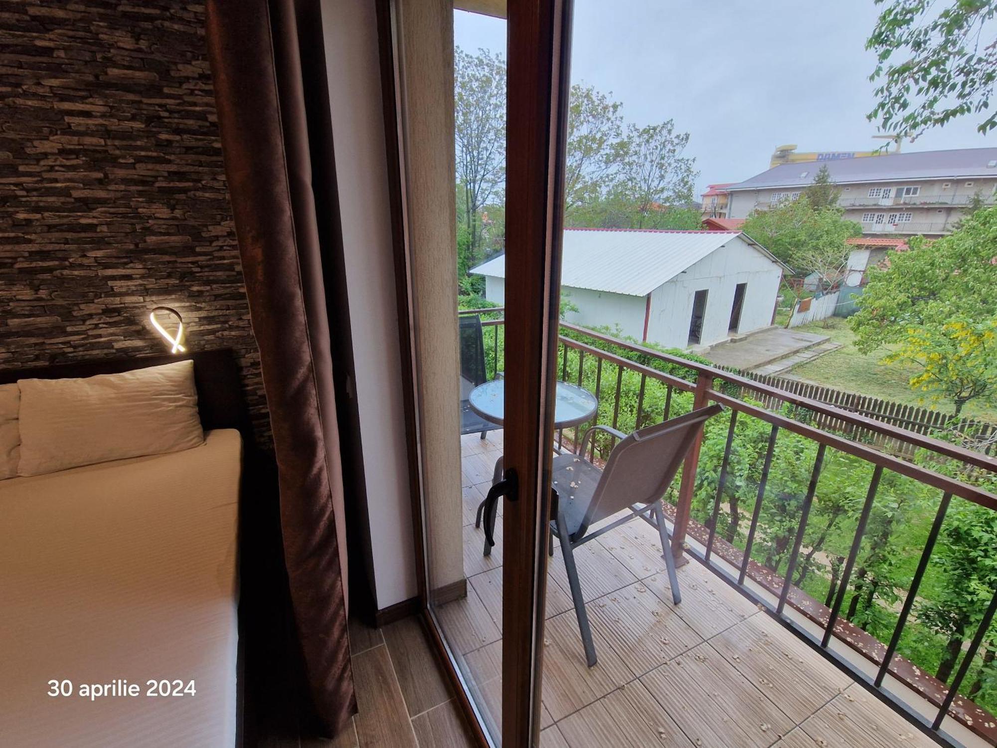 Апартаменты Casa Adrian Доуэ-Май Номер фото